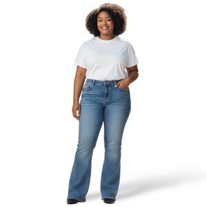 Cowgirl Tuff Light Blue Bootcut Jeans size 32